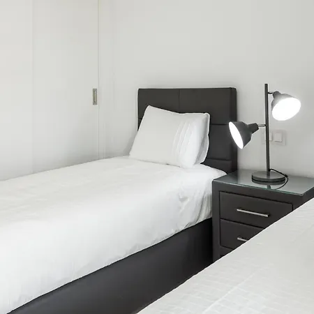 Remarkable 3 Bedroom In Eivissa * 이비자타운
