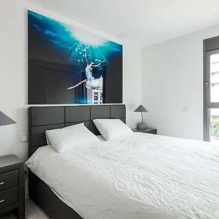 아파트 Remarkable 3 Bedroom In Eivissa 이비자타운
