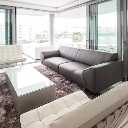 아파트 Remarkable 3 Bedroom In Eivissa *