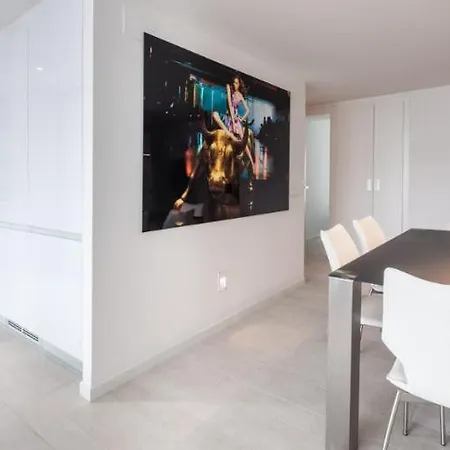 Remarkable 3 Bedroom In Eivissa 아파트